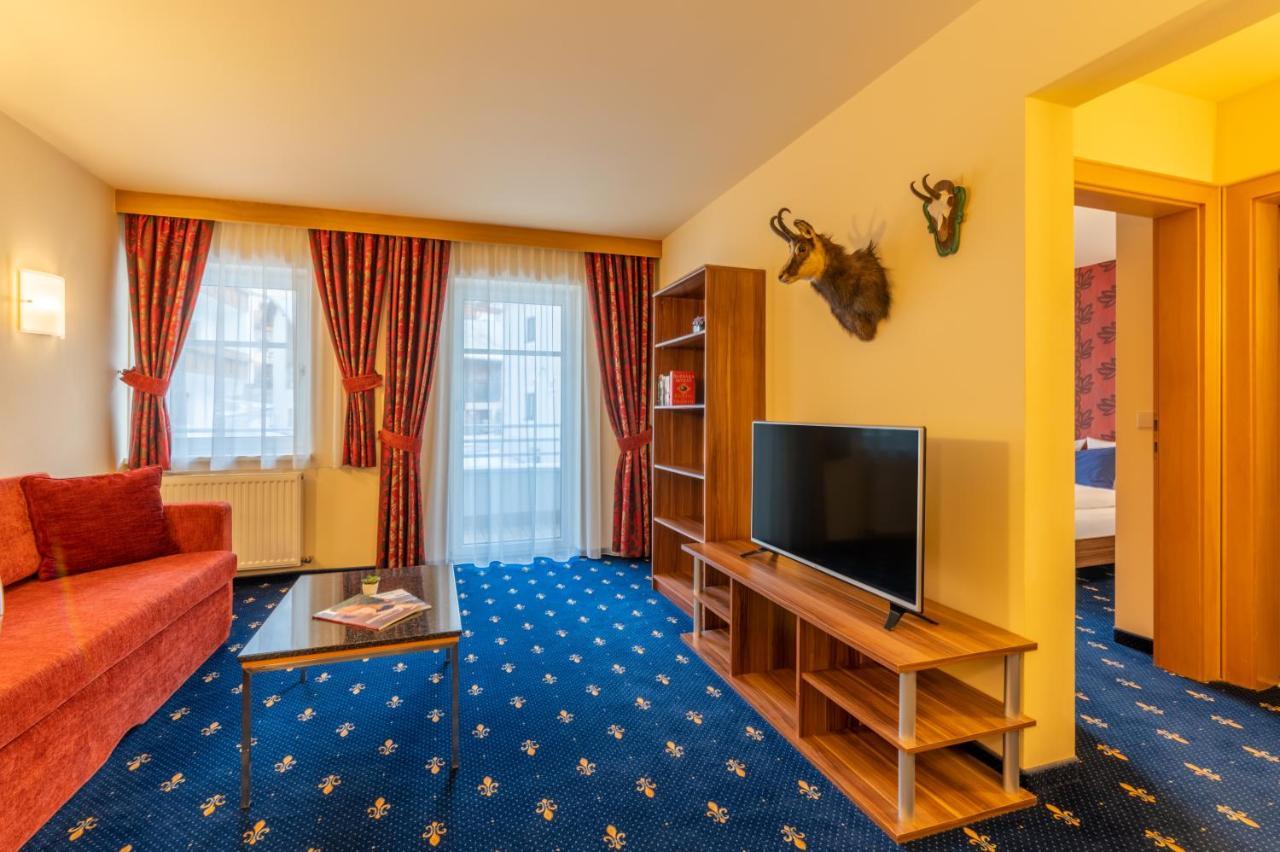Hotel Tia Monte Hintertux Ngoại thất bức ảnh
