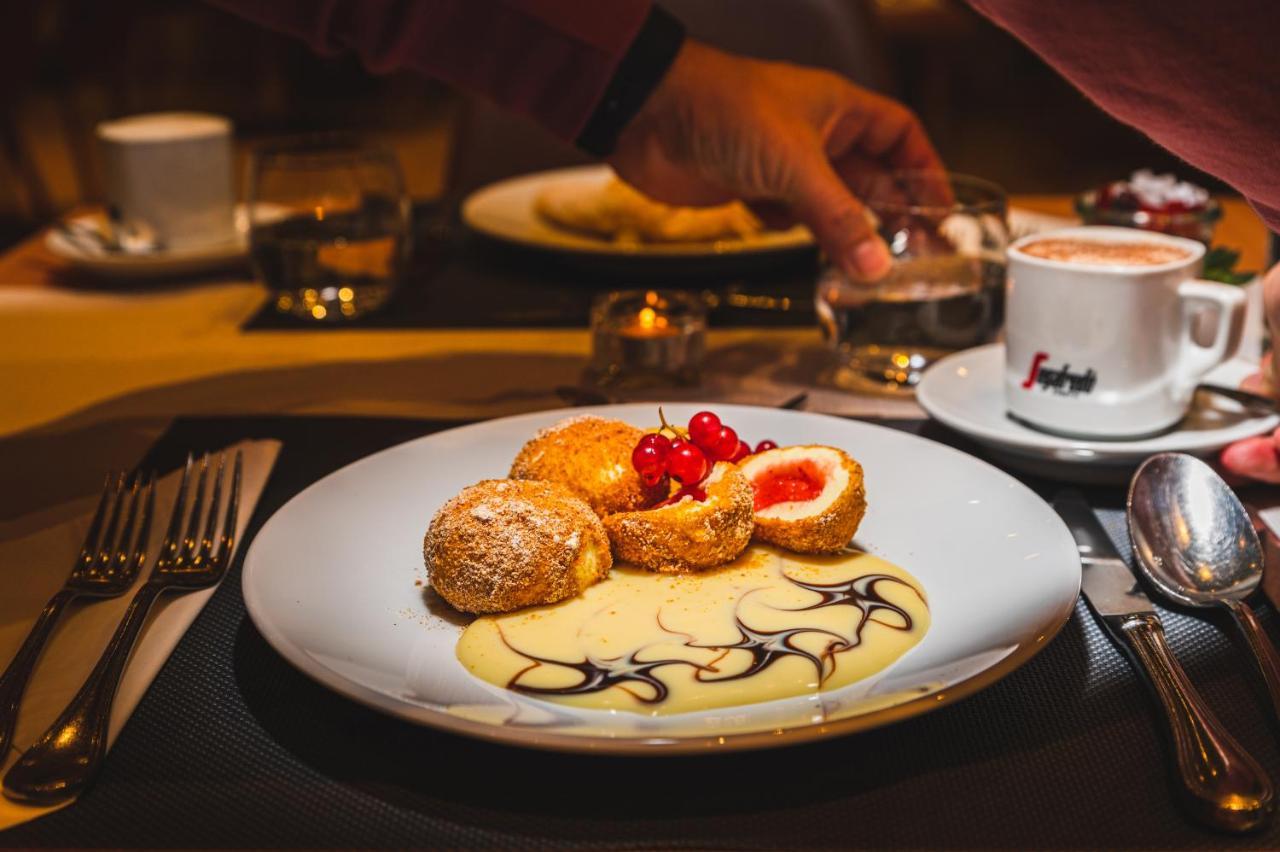 Hotel Tia Monte Hintertux Ngoại thất bức ảnh
